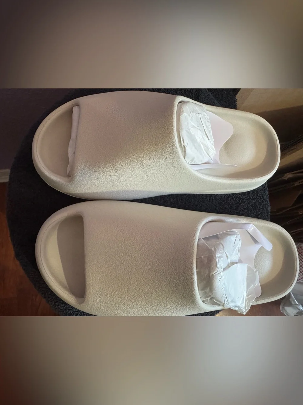 YZY YS-01 slide
